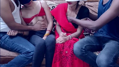 गीता ने अपनी सहेली सोनू को अपने बॉयफ्रेंड से चुदवाया