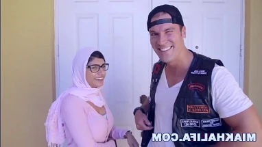 Never Before Seen Bloopers From The Most Popular Porn Scene